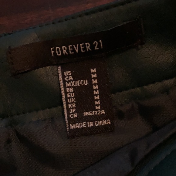 Forever 21 skirt - Picture 2 of 3